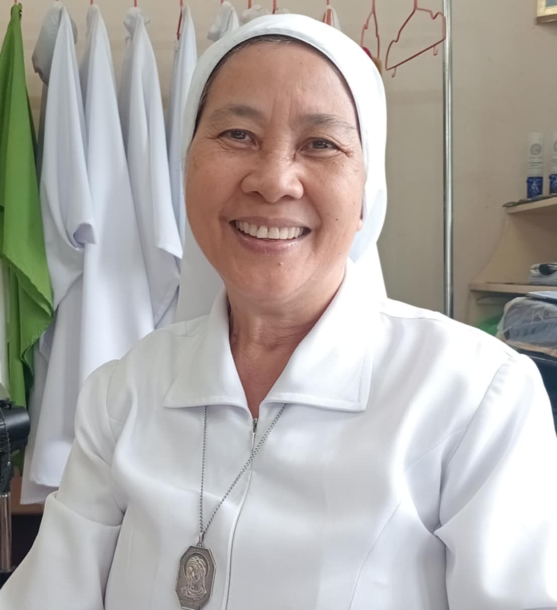 sr_Evelyn_Loyola.jpeg