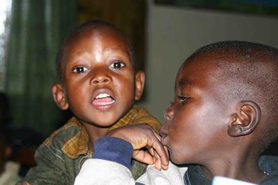 Immagine di un piccolo ospite dell'orfanotrofio "Children's home St. Patrick"