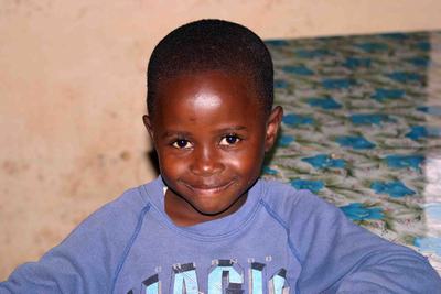 Immagine di un piccolo ospite dell'orfanotrofio "Children's home St. Patrick"