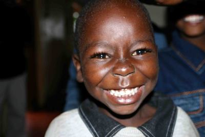 Immagine di un piccolo ospite dell'orfanotrofio "Children's home St. Patrick"