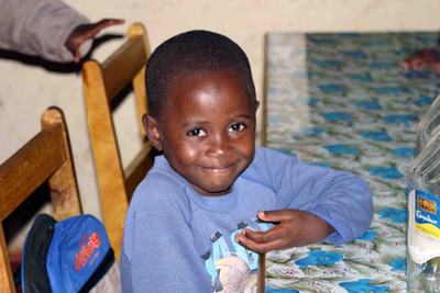 Immagine di un piccolo ospite dell'orfanotrofio "Children's home St. Patrick"