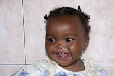 Immagine di un piccolo ospite dell'orfanotrofio "Children's home St. Patrick"